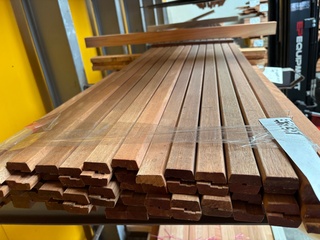 Ca. 49x Meranti Sponninglatten Volhout Onbehandeld, 15x36mm, lengte 58